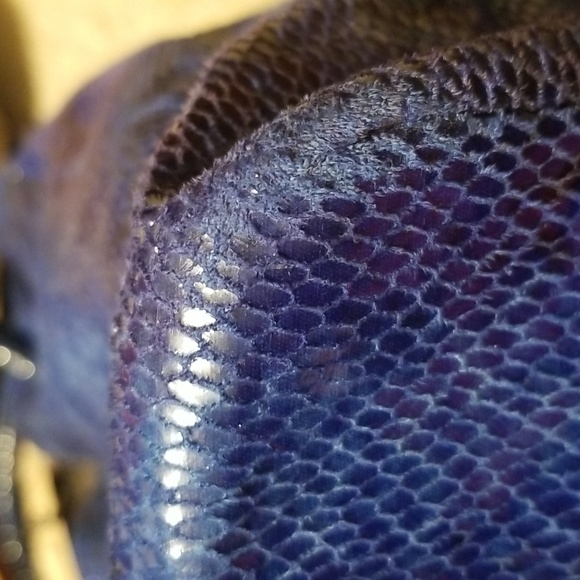 Gianni Bini blue handbag - Picture 6 of 6